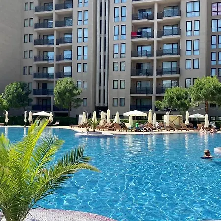 Apartment Bratanov Top *
