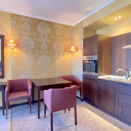 Bratanov Top Apartment